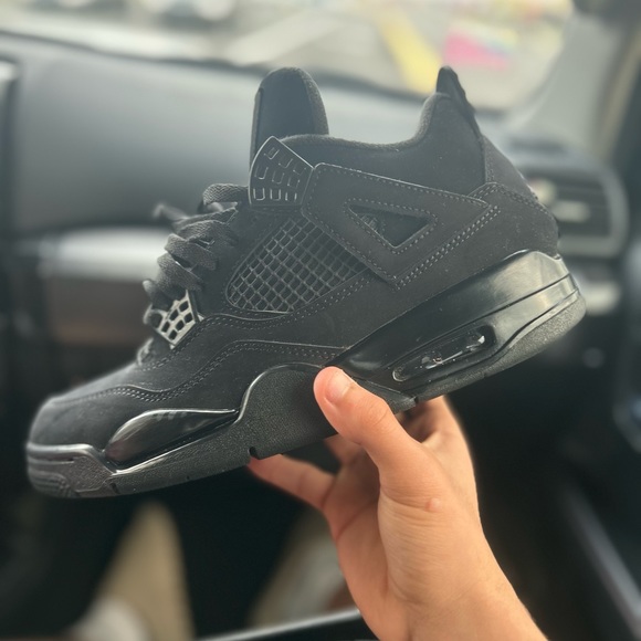 Jordan 4 Black Cat